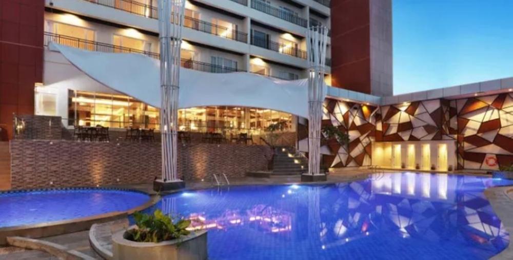 Hotel Harper Perintis By Aston Macasar Exterior foto