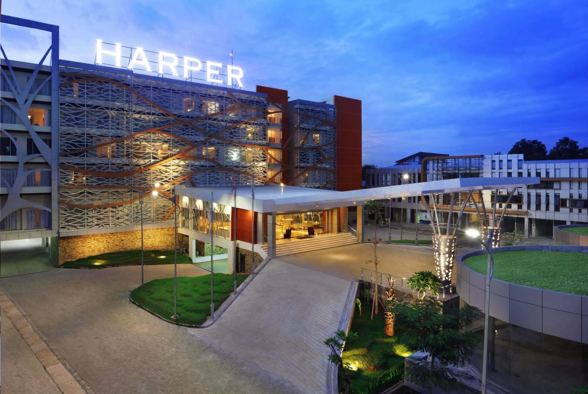 Hotel Harper Perintis By Aston Macasar Exterior foto